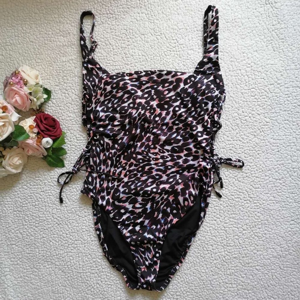 Sanctuary Women’s Printed One-Piece Swimsuit in Multi Color, Size M